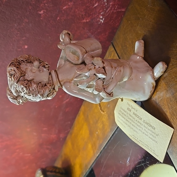 Vintage 1970s Dino Bencini 808 Indoor Gardner Signed/Tagged Figurine- Approx. 5" - Picture 9 of 11